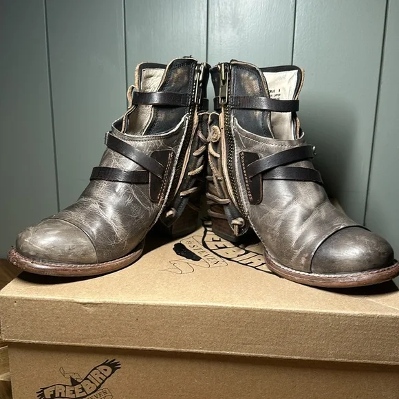 Freebird Crue by Steven Grey Size 8 - Picture 9 of 12